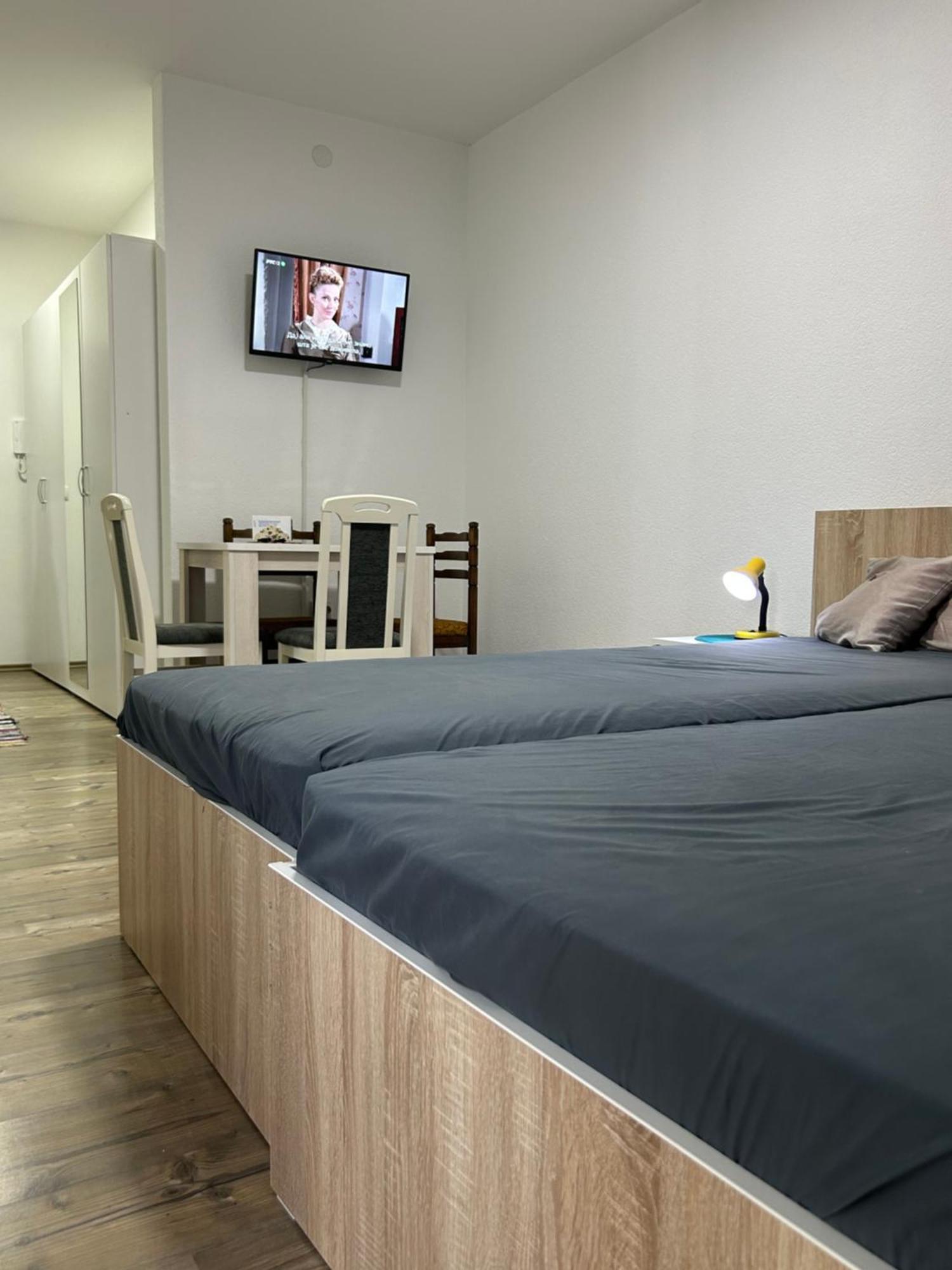Adam'S Apartment 1 Kladovo Ngoại thất bức ảnh
